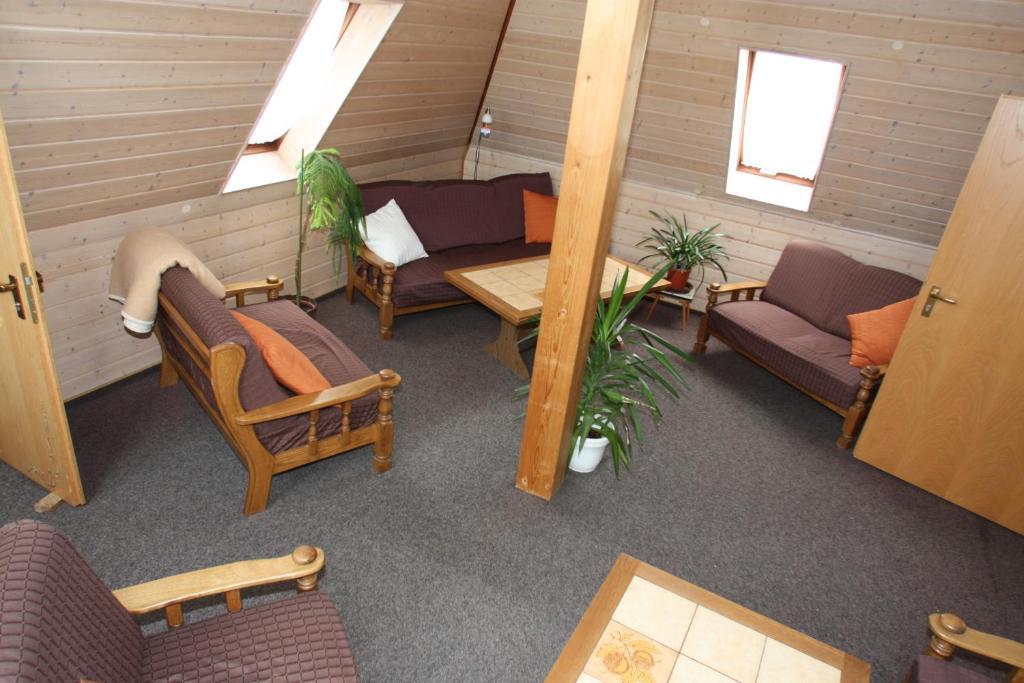 Neresheim Landhotel Zur Kanne מראה חיצוני תמונה