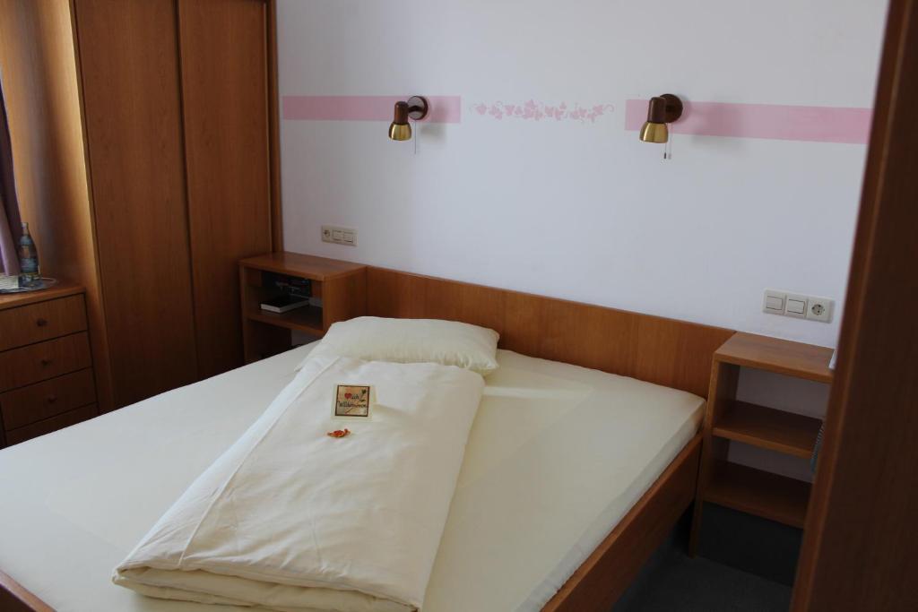 Neresheim Landhotel Zur Kanne חדר תמונה
